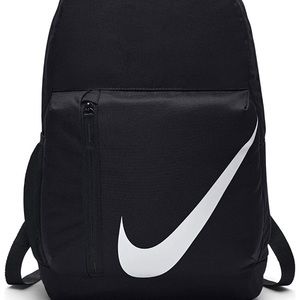 Black Nike backpack 🎒 Good for kids in school.